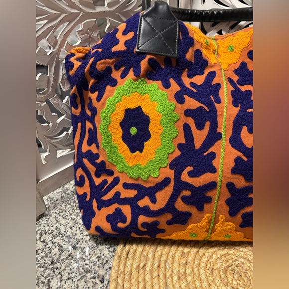 Colorful Patterned Tote Bag - Picture 3 of 15